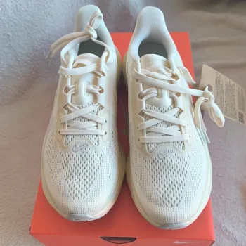 Used Pegasus Nike Air Zoom 42 bike — image 2 of 9