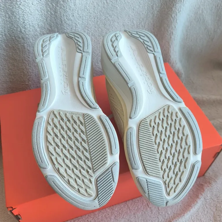 Used Pegasus Nike Air Zoom 42 bike — image 7 of 9