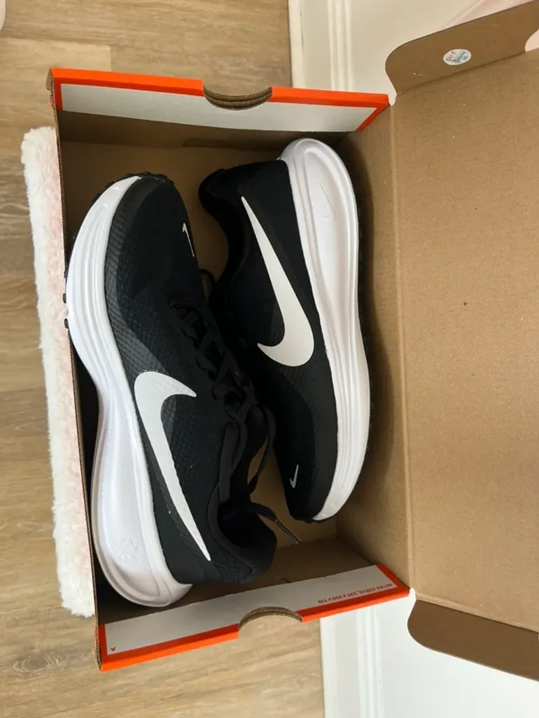 Gebrauchtes Nike Running Shoes bike — Bild 5 von 9