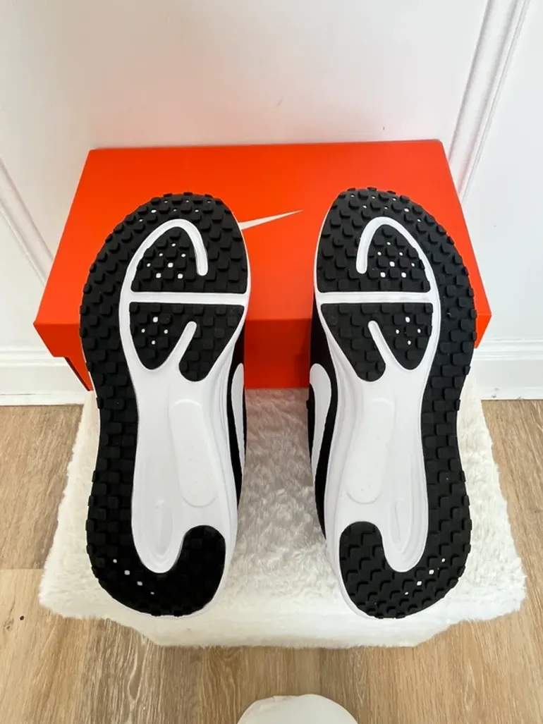Gebrauchtes Nike Running Shoes bike — Bild 7 von 9