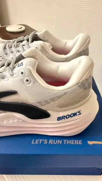 Used Brooks Glycerin Max bike — image 4 of 5