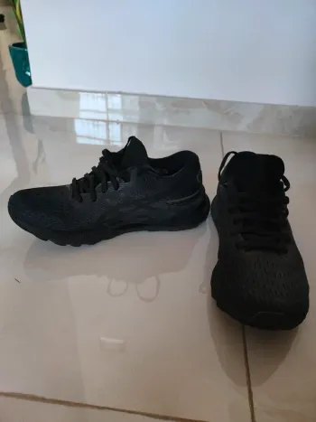 Used Asics Running Shoes Running Shoes