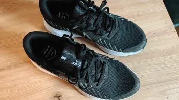 Used Nike comfort shoes Running Shoes