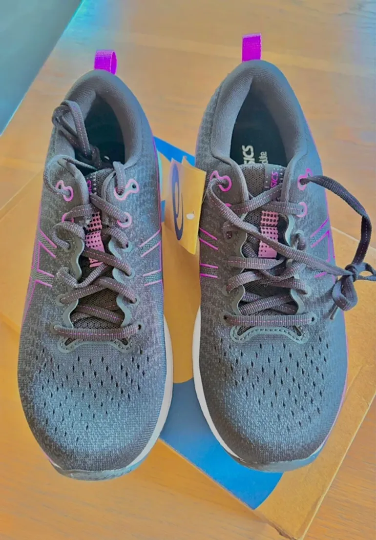 Gebrauchtes Asics Running Shoes bike — Bild 2 von 5