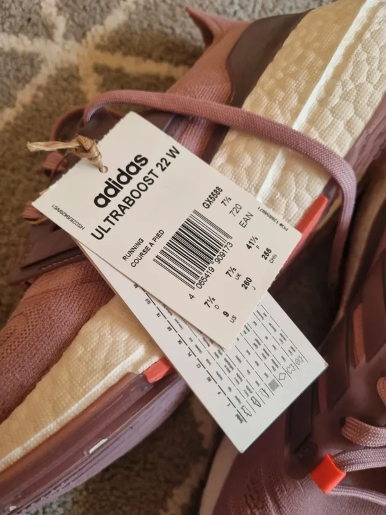 Used Adidas Ultraboost 22 bike — image 4 of 9