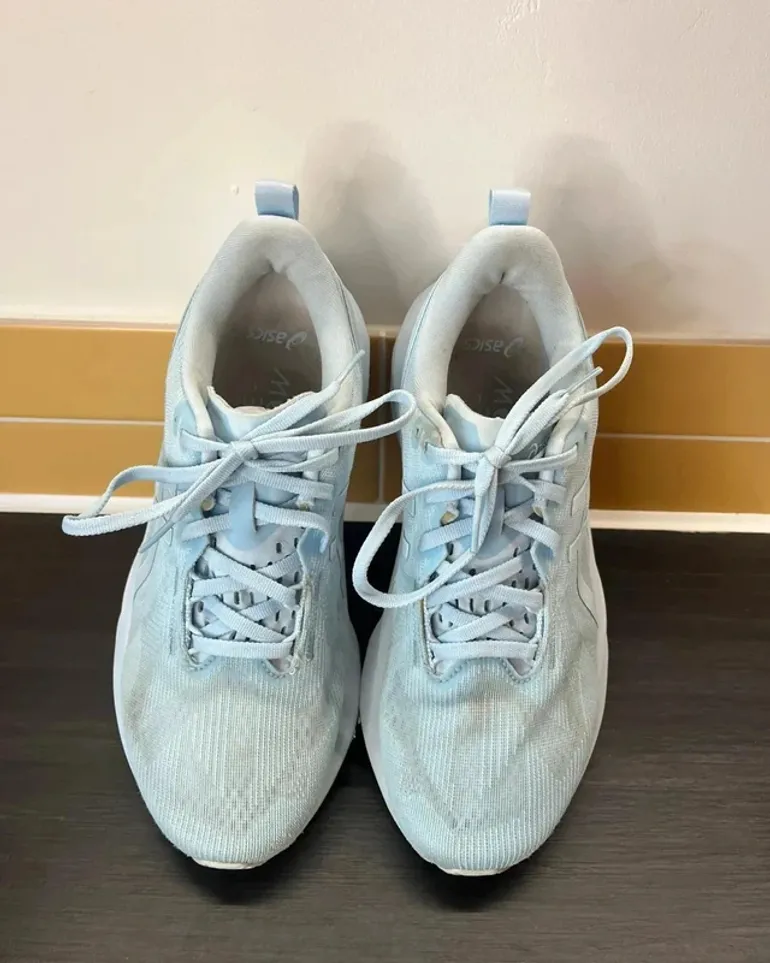 Asics Novablast 5 bike usato — immagine 2 di 13