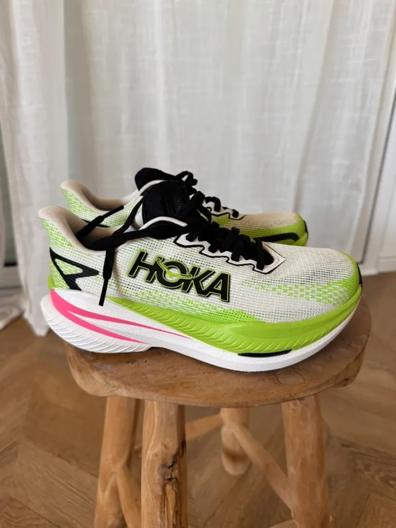 Used Hoka Mach x3 bike — image 2 of 3