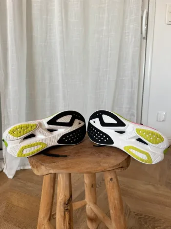 Used Hoka Mach x3 bike — image 3 of 3