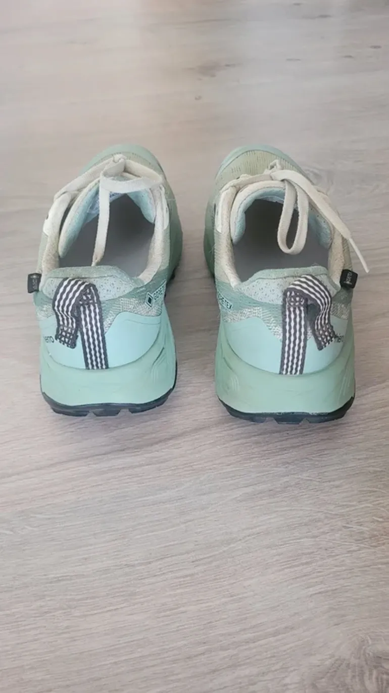 Used New Balance WTHIGLA9 bike — image 3 of 5