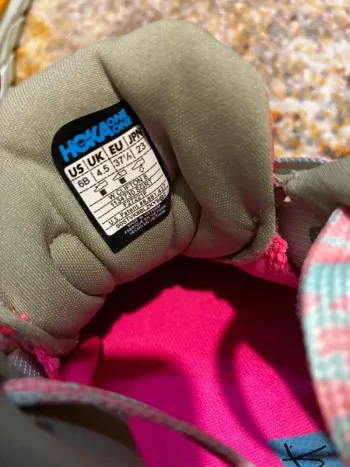 Used Hoka Clifton 8 2026 bike — image 6 of 6