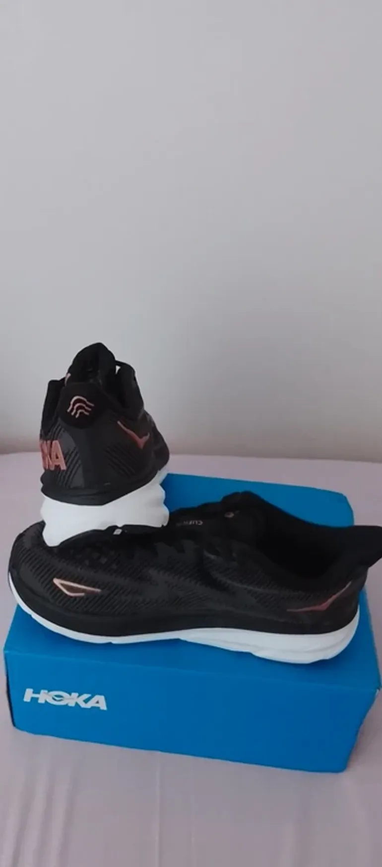 Tweedehands Hoka Laufschuhe bike — afbeelding 2 van 6
