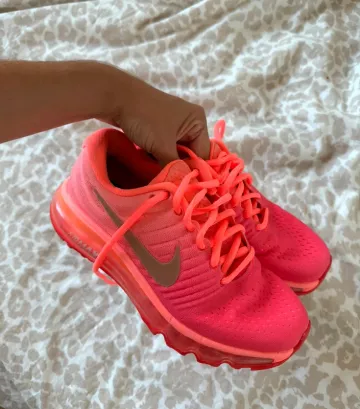 Orange Air Max 2017 Running Shoes usato
