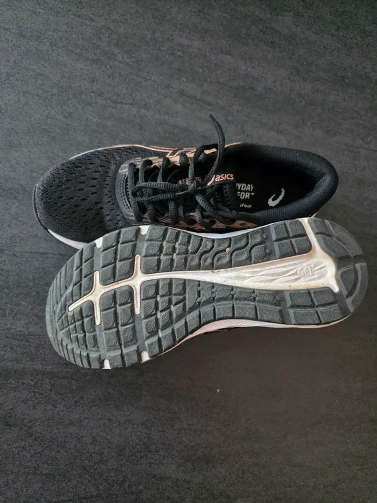 Used Asics Sportschoenen bike — image 3 of 4