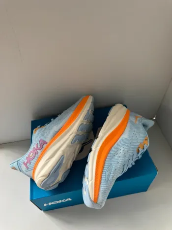 Used Hoka Chaussures bike — image 3 of 5