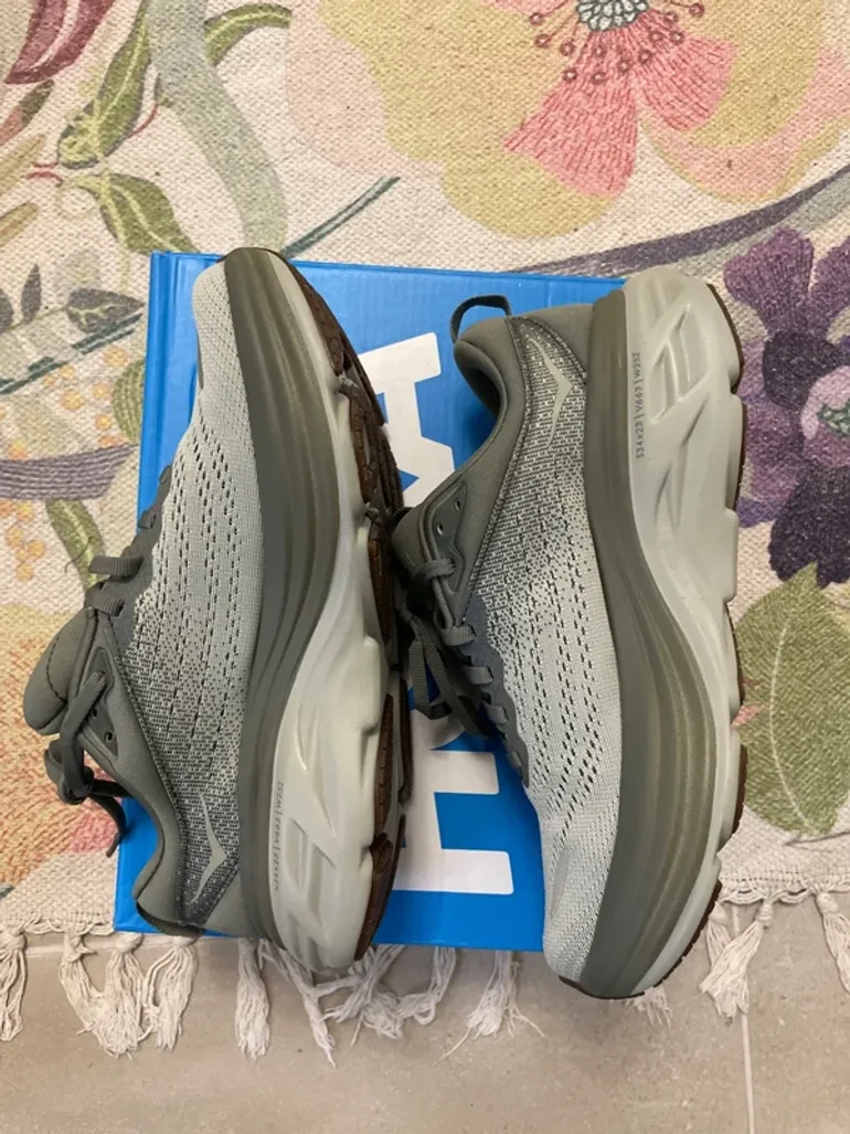 Used Hoka Bondi 8 bike — image 3 of 6
