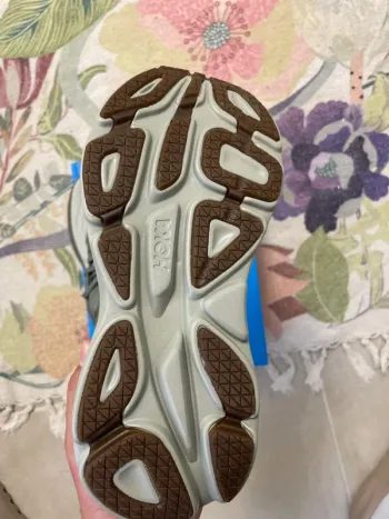 Used Hoka Bondi 8 bike — image 4 of 6