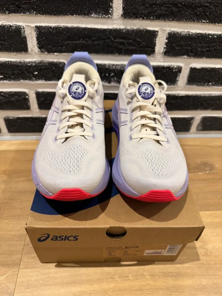 Used Asics Gel-Kayano 32 Tokyo bike — image 3 of 9