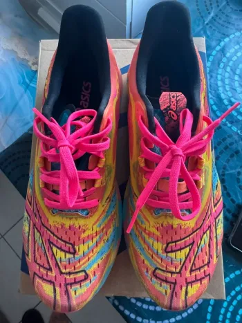 Used Asics Noosa Tri 15 Running Shoes