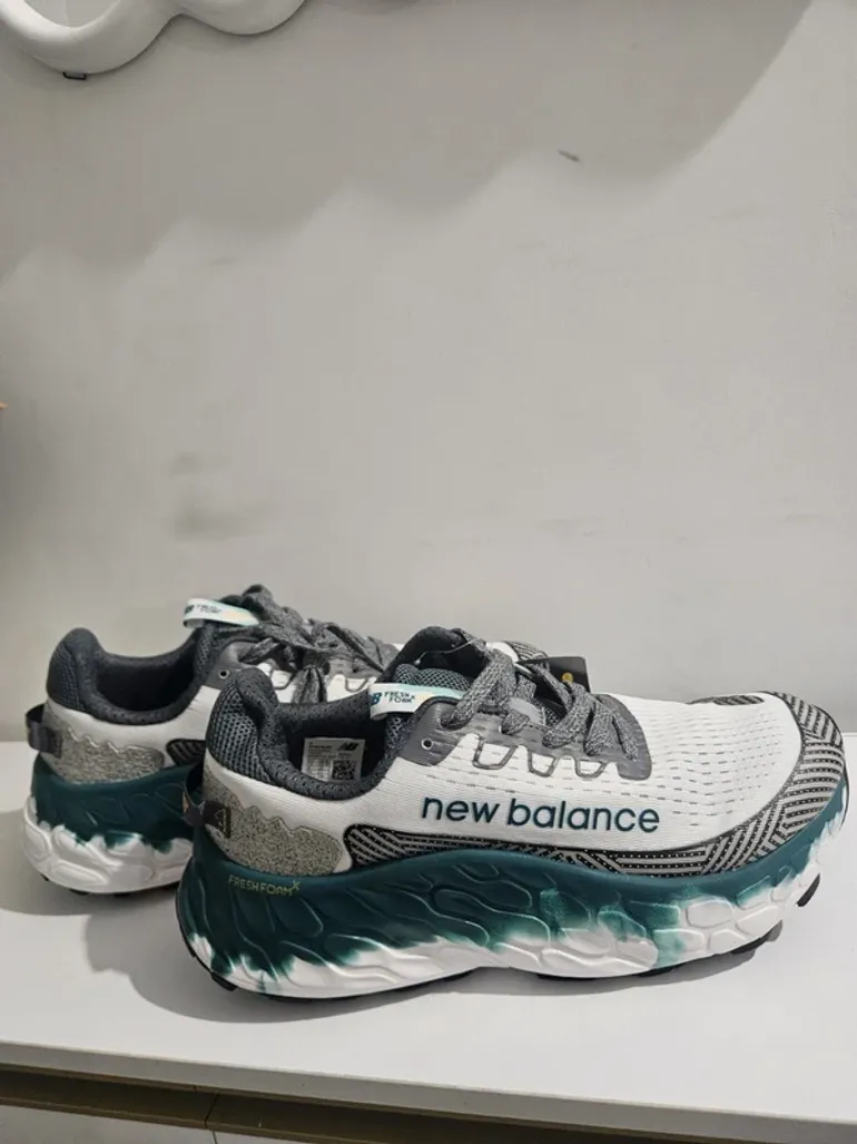 Used New Balance Fresh Foam bike — image 3 of 4