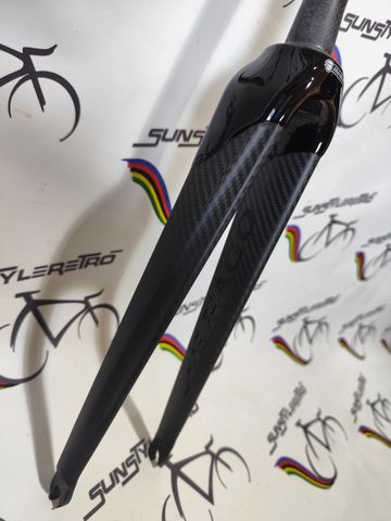 Used Colnago c60 bike — image 3 of 4
