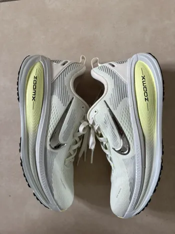 Used Nike Vomero 18 bike — image 4 of 8