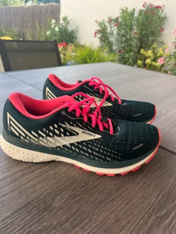Used Brooks Ghost 13 Running Shoes