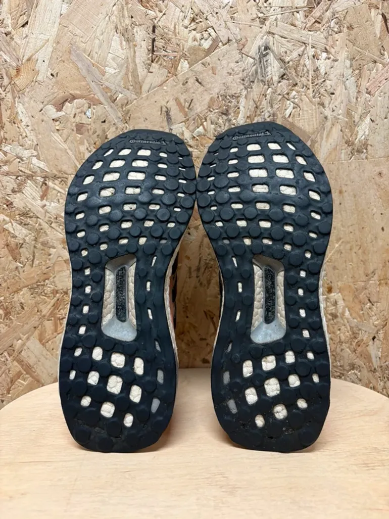 Used Adidas Ultra Boost 2.0 bike — image 5 of 5