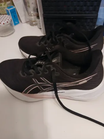 Used Asics Versablast 4 bike — image 4 of 4