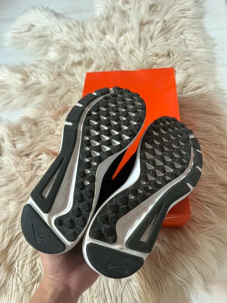 Used Nike Quest bike — image 7 of 8