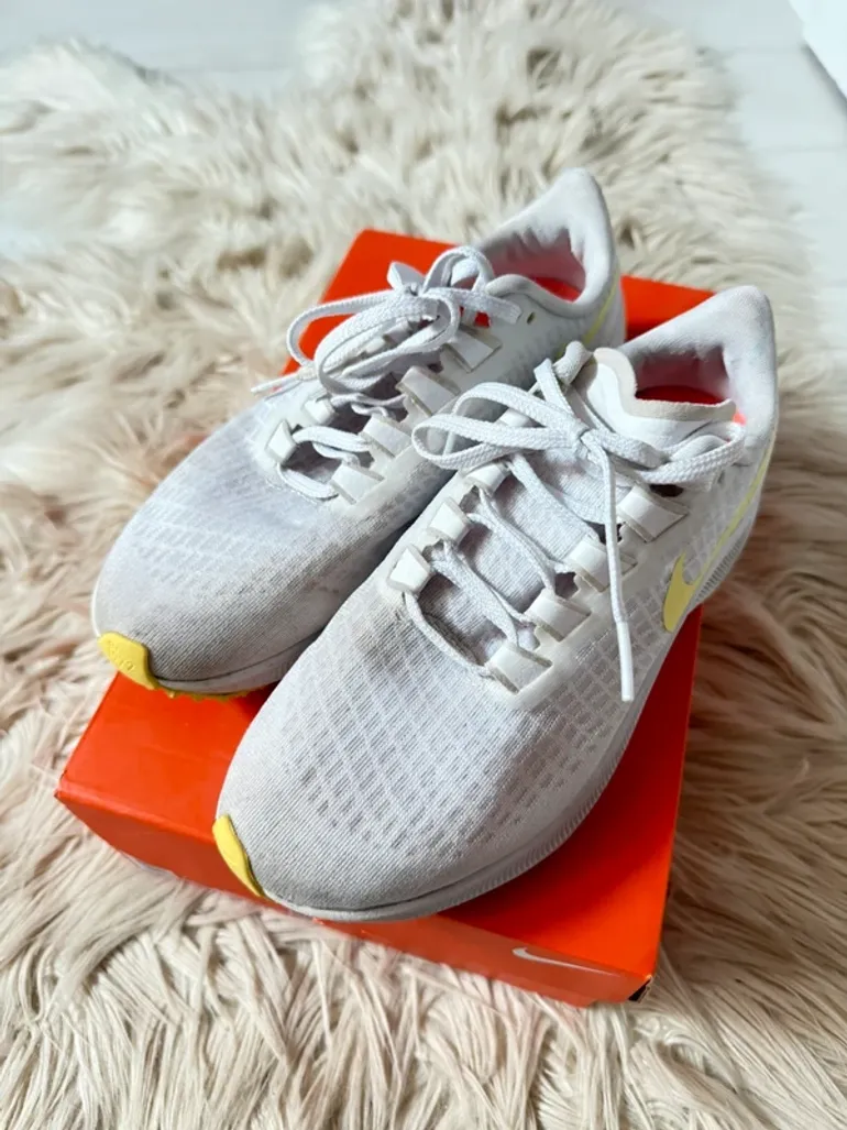 Used Pegasus Nike Air Zoom 37 bike — image 2 of 7