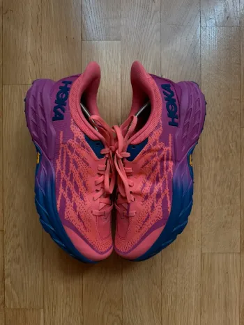 Used Ideal Speedgoat 5 Running Shoes