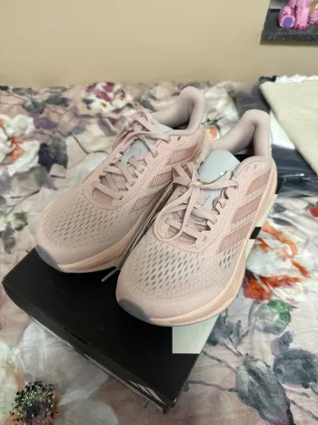 Used Adidas Response Super W Running Shoes