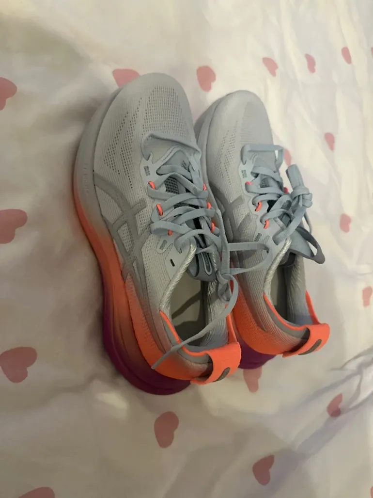 Used Asics Laufschuhe bike — image 3 of 4