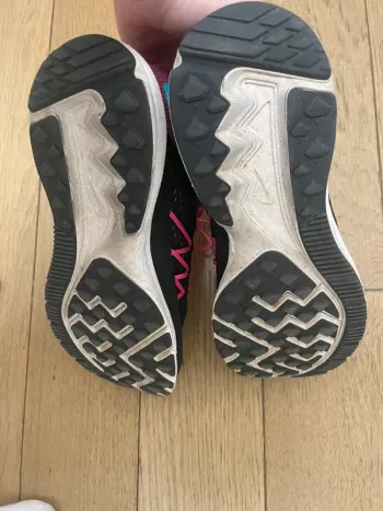 Brugt Nike Running Shoes bike — billede 4 af 5
