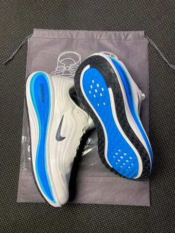 Brugt Nike Sneakers bike — billede 2 af 5