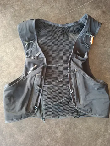 Used Salomon ADV Skin 12 Running Accessories