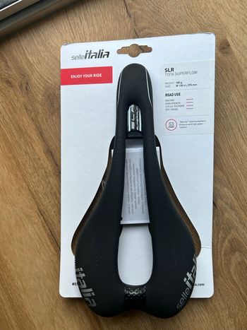 Selle Italia slr ti316 superflow S3 2026 Saddles & Seatposts usato