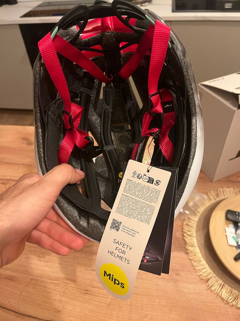Brugt MET Trenta 3k grafiche UAE 2026 bike — billede 7 af 8