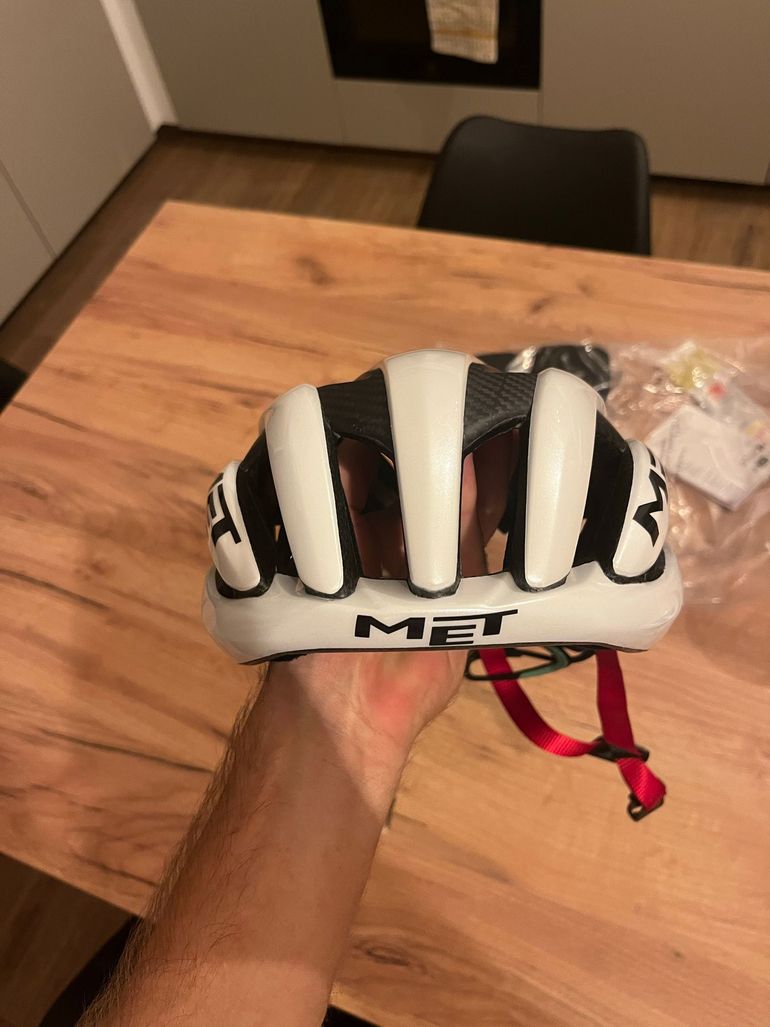 Brugt MET Trenta 3k grafiche UAE 2026 bike — billede 3 af 8