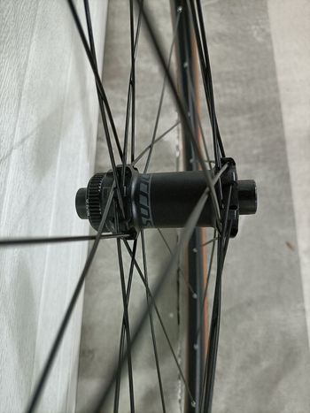 Syncros RR 2.0 Disc Wheelset 2022 bike usato — immagine 5 di 7
