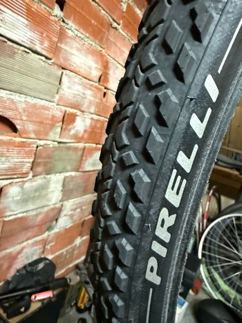 Gebrauchtes Pirelli Cinturato Gravel M 2024 Tyres & Tubes