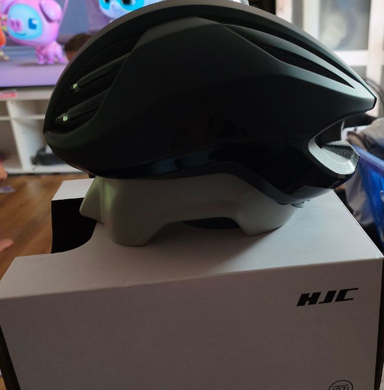 Brugt Hjc Atara Helmet bike — billede 2 af 3