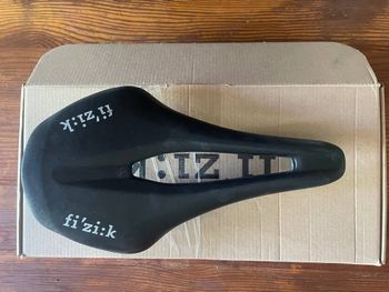 Gebrauchtes Fizik Vento Argo 00 Saddles & Seatposts