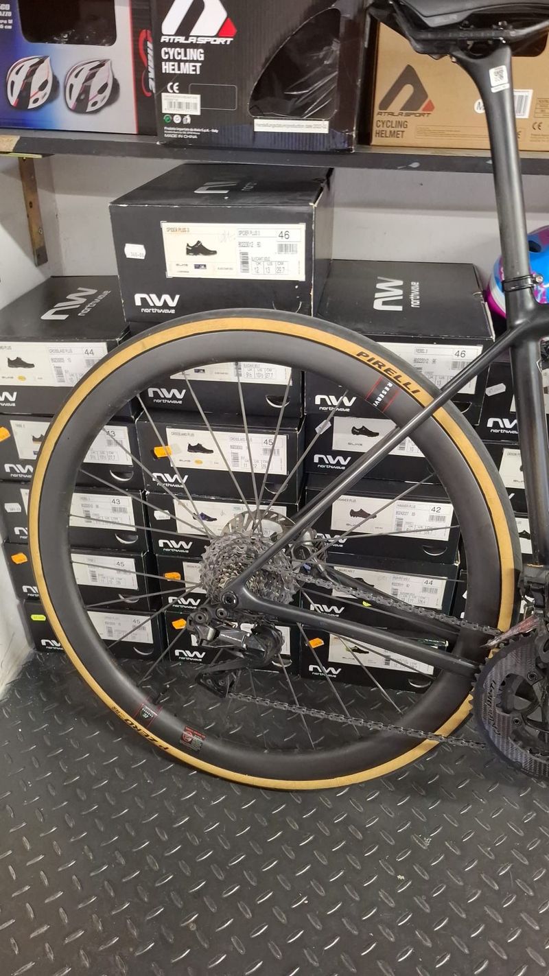 Used Reserve Set di ruote da strada in carbonio 2026 Wheels