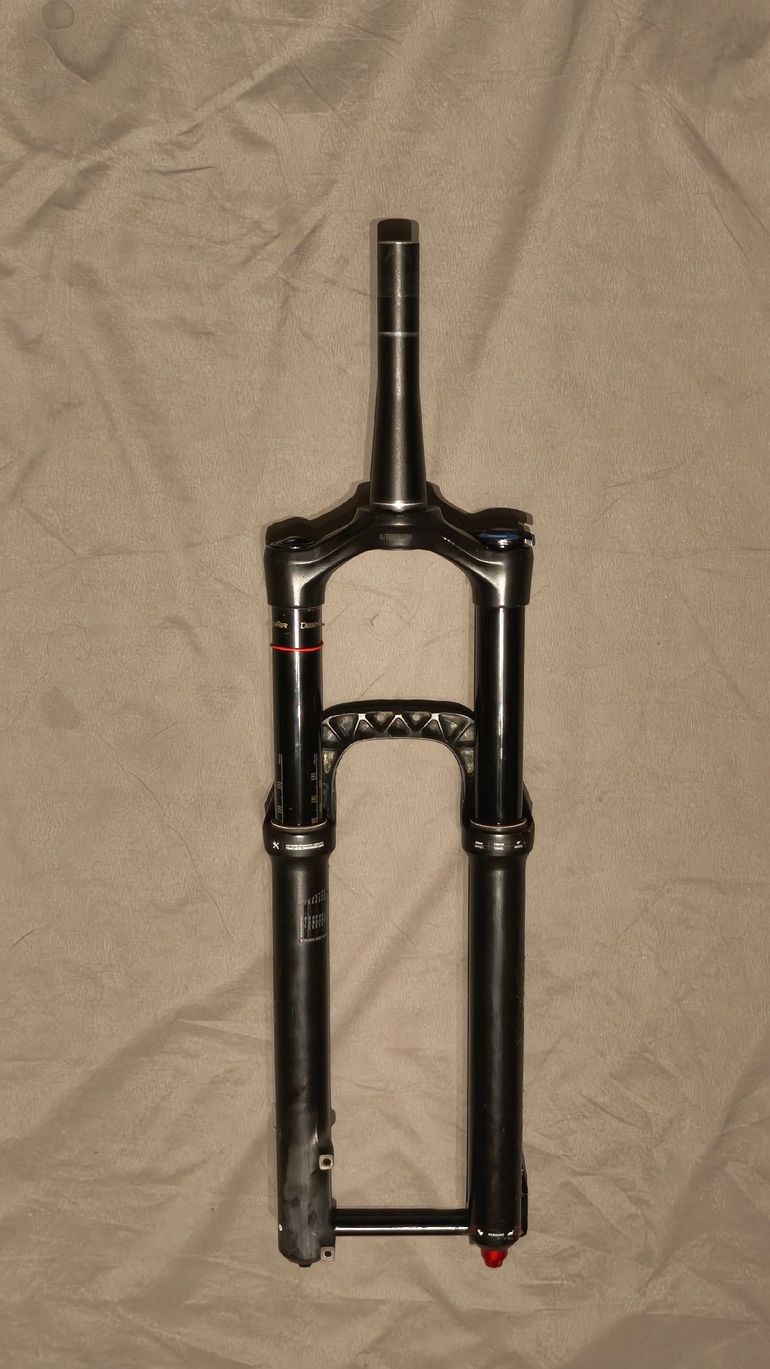 RockShox Yari Fork bike usato — immagine 6 di 9