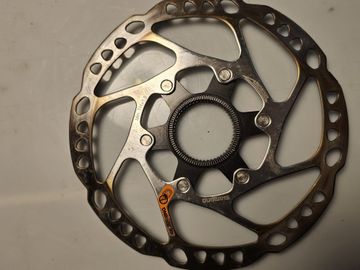 Brugt Shimano SM-RT64-M 2024 bike — billede 2 af 6