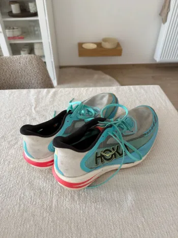 Hoka Cielo x1 2.0 bike d'occasion — image 3 sur 4