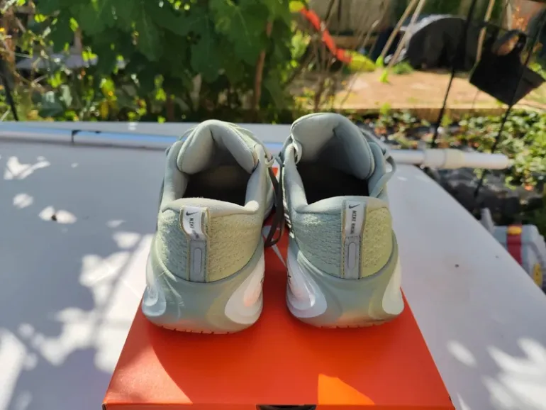 Used Nike Vomero plus bike — image 5 of 9