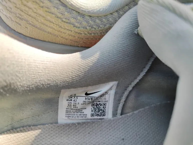 Used Nike Vomero plus bike — image 6 of 9