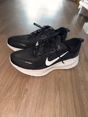 Použité Nike Zoom Vomero 18 bike — obrázek 2 z 9